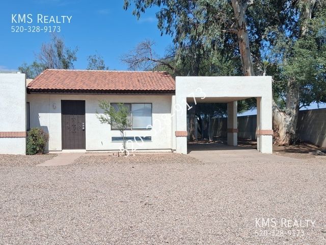 13501 N  Lon Adams Rd #1, Marana, AZ 85653