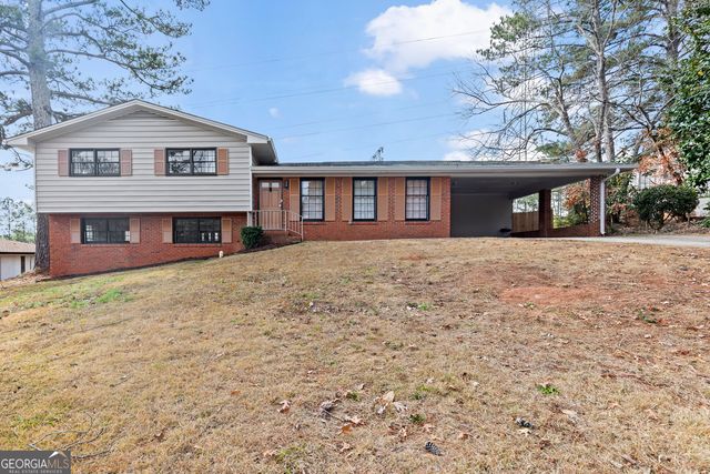 3727 Calmer Cir, East Pt, GA 30344