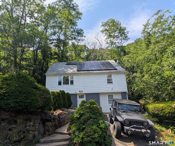 116 Rainbow Road, Bridgeport, CT 06606