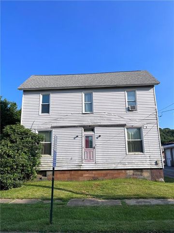 224 Wahl Ave, Evans City, PA 16033