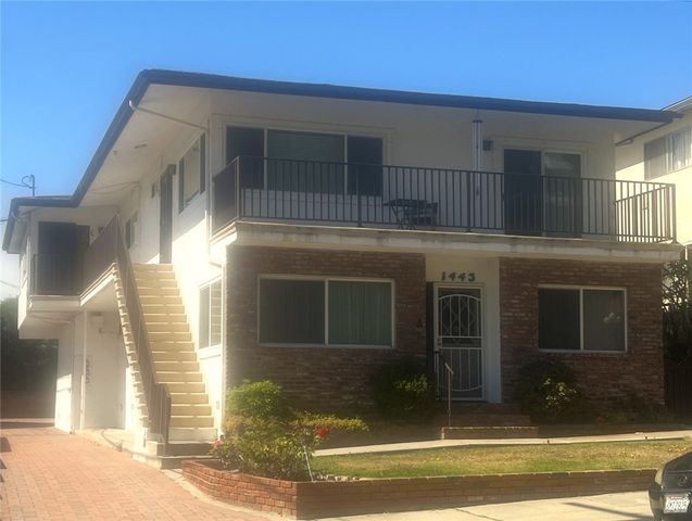 1443 W  9th St, San Pedro, CA 90732