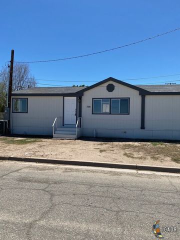 300 E  7th St, Westmorland, CA 92281