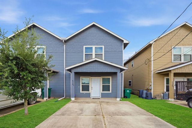 4528 Mayflower St #A/B, Houston, TX 77051