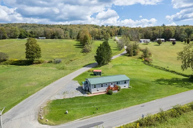 31 Rejmer Rd, Berkshire, NY 13736