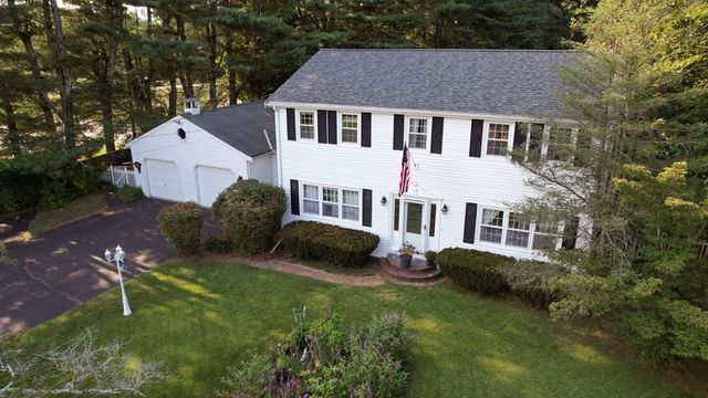 202 Plymouth St, Middleboro, MA 02346