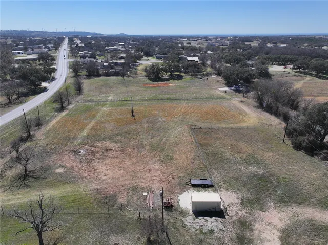 2012 Cline St, Goldthwaite, TX 76844
