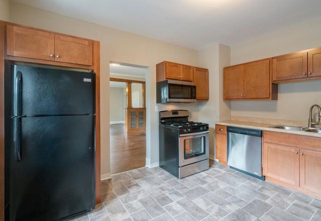 40 Valley Ave  NW #2, Grand Rapids, MI 49504