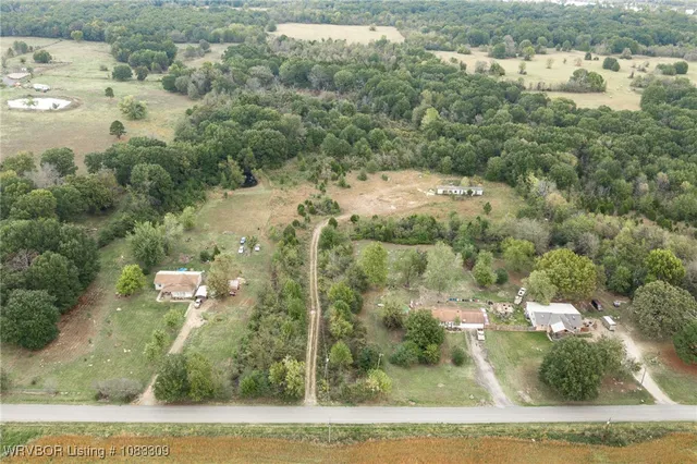 18586 1st St, Spiro, OK 74959