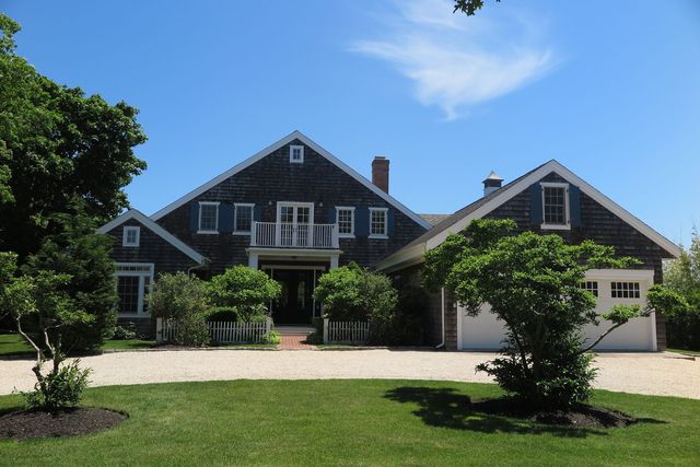 Address Not Disclosed, Quogue, NY 11959