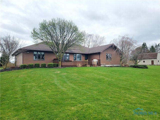 20931 W  Portage River South Rd, Woodville, OH 43469