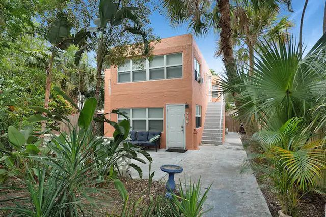 226 S Palmway, Lake Worth, FL 33460