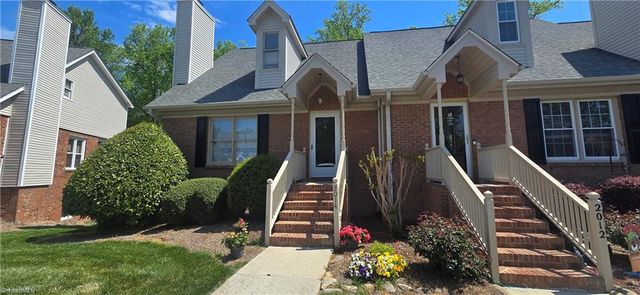 2014 Hearthwood Ct, Greensboro, NC 27407