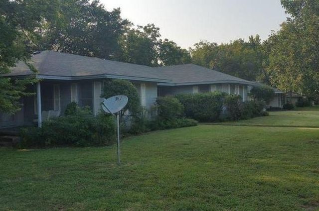 Address Not Disclosed, Bonham, TX 75418