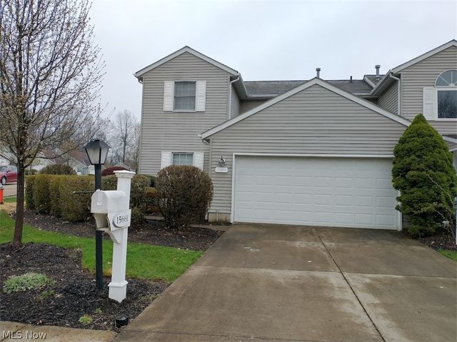 15661 Grosse Pointe Oval, Strongsville, OH 44136
