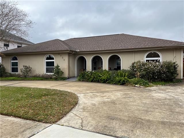 4734 Chastant St, Metairie, LA 70006