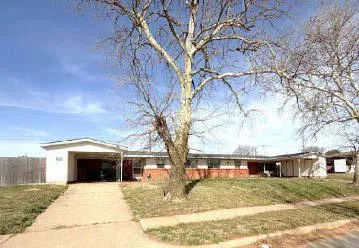 305 Mohawk Trl, Foss, OK 73647