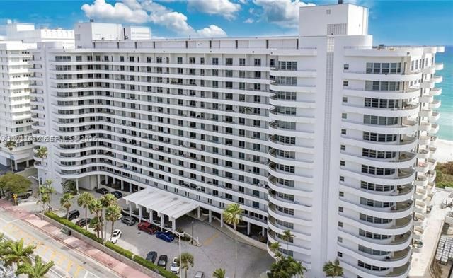 5555 Collins Ave #9V, Miami Beach, FL 33140