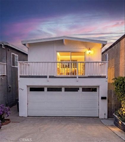 1744 Wollacott St, Redondo Beach, CA 90278