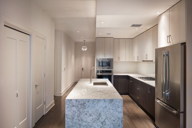160 Maplewood Ave #21, Maplewood, NJ 07040