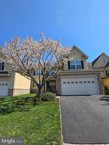 562 Farmdale Cir, Blue Bell, PA 19422
