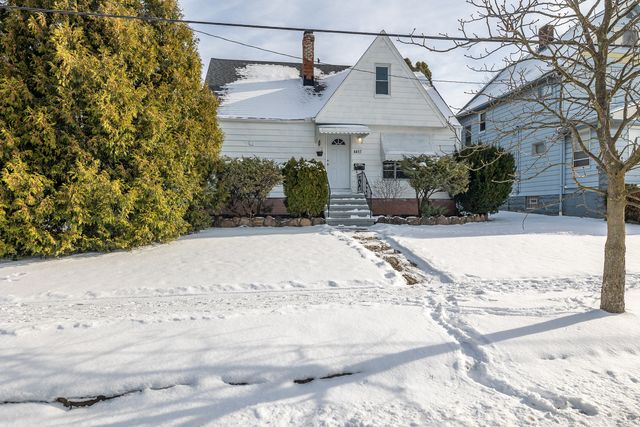 4417 W  51st St, Cleveland, OH 44144