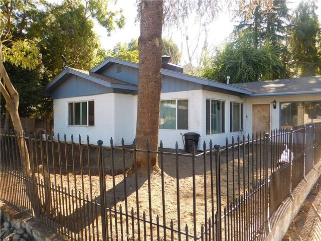 6427 16th Ave, Lucerne, CA 95458