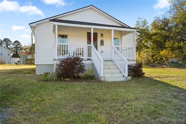 303 W  Martin St, Benson, NC 27504