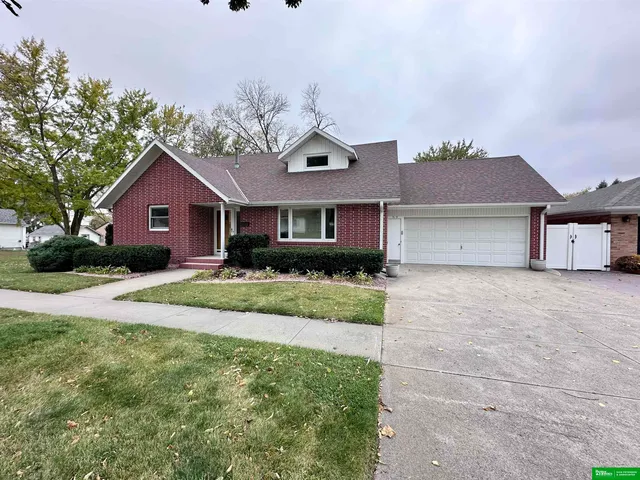 519 S  Niphon St, West Point, NE 68788