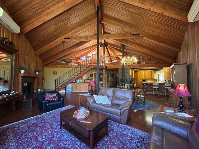 54950 Forest Haven Dr, Idyllwild, CA 92549
