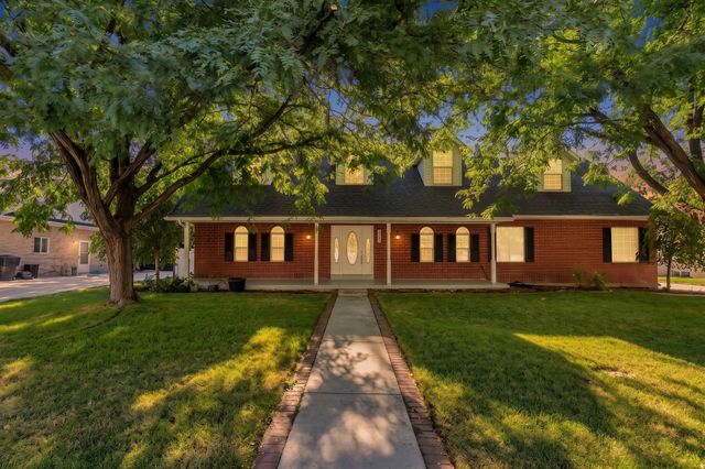 1526 E  Pheasant Run Dr, Springville, UT 84663