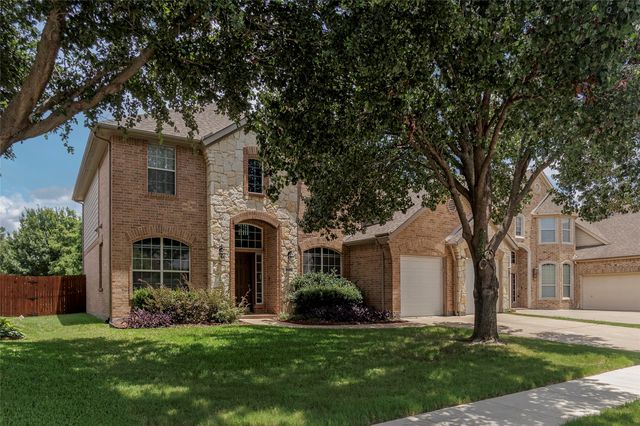 6828 Shoreway Dr, Grand Prairie, TX 75054