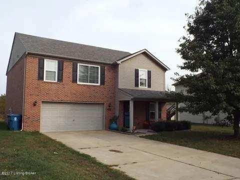 4515 Shelvis Dr, Louisville, KY 40216