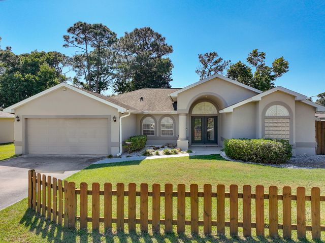 6220 Grissom Pkwy, Cocoa, FL 32927