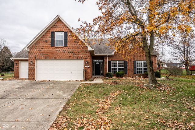 275 Linden Ct, Pendleton, IN 46064