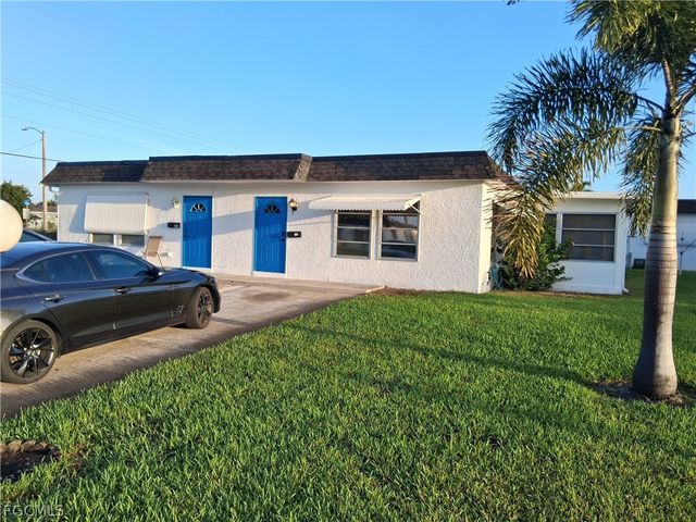 58 Tangerine Ct, Lehigh Acres, FL 33936