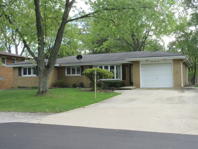 544 Country Ln, Beecher, IL 60401