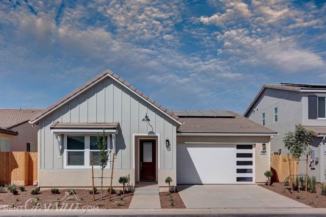 865 Solar Ln, Clovis, CA 93619