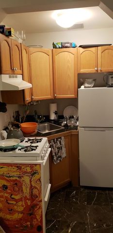 32 Hemenway St #5B, Boston, MA 02115