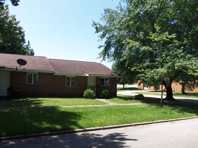 620 N  17th St, Herrin, IL 62948