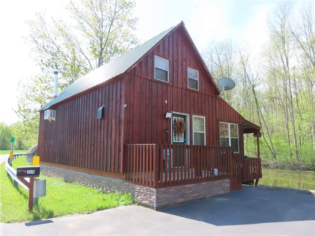 1519 River Rd, Clyde, NY 14433