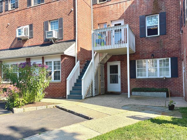 1856 Summer Street #1856, Stamford, CT 06905