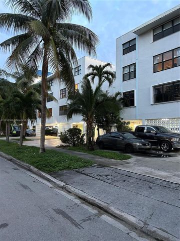 3702 NE 171st St #14, North Miami Beach, FL 33160