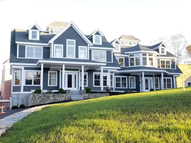 48 Market St #5, Ipswich, MA 01938