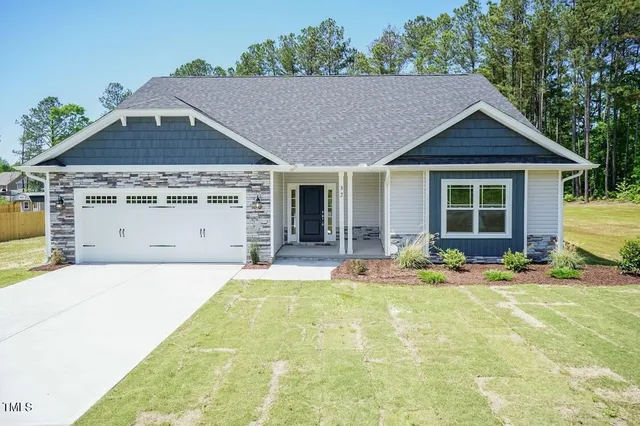 152 Kipling Creek Dr, Fuquay Varina, NC 27526