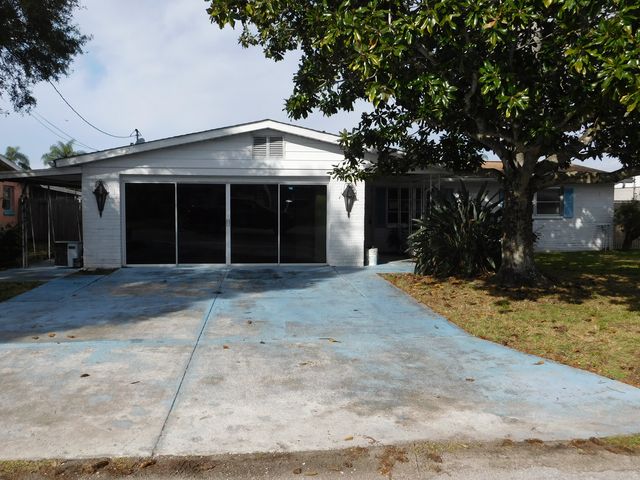4101 Baden Dr, Holiday, FL 34691