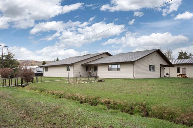 1002 S  White Ave, Red Lodge, MT 59068