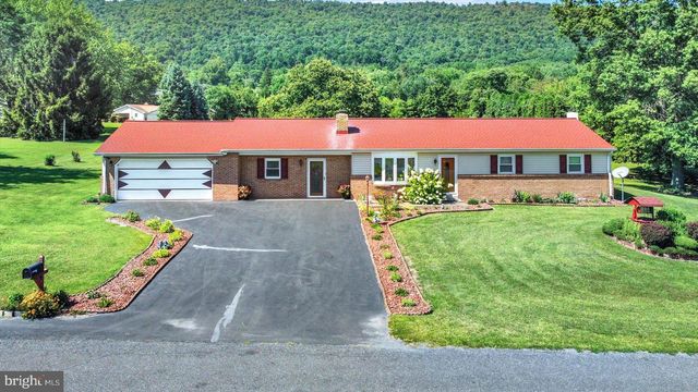 711 S  Maple Dr, Dauphin, PA 17018