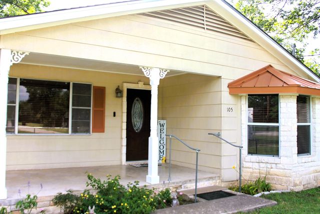 105 West Ave, Florence, TX 76527