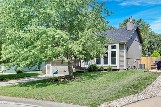 New Listings In Shawnee Ks
