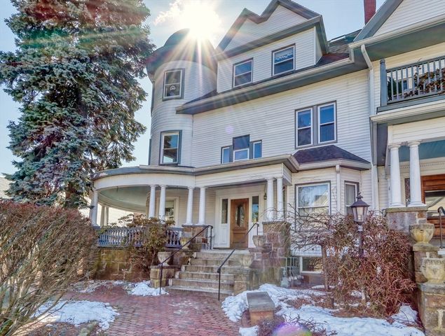 11 S  Fairview St #3L, Roslindale, MA 02131